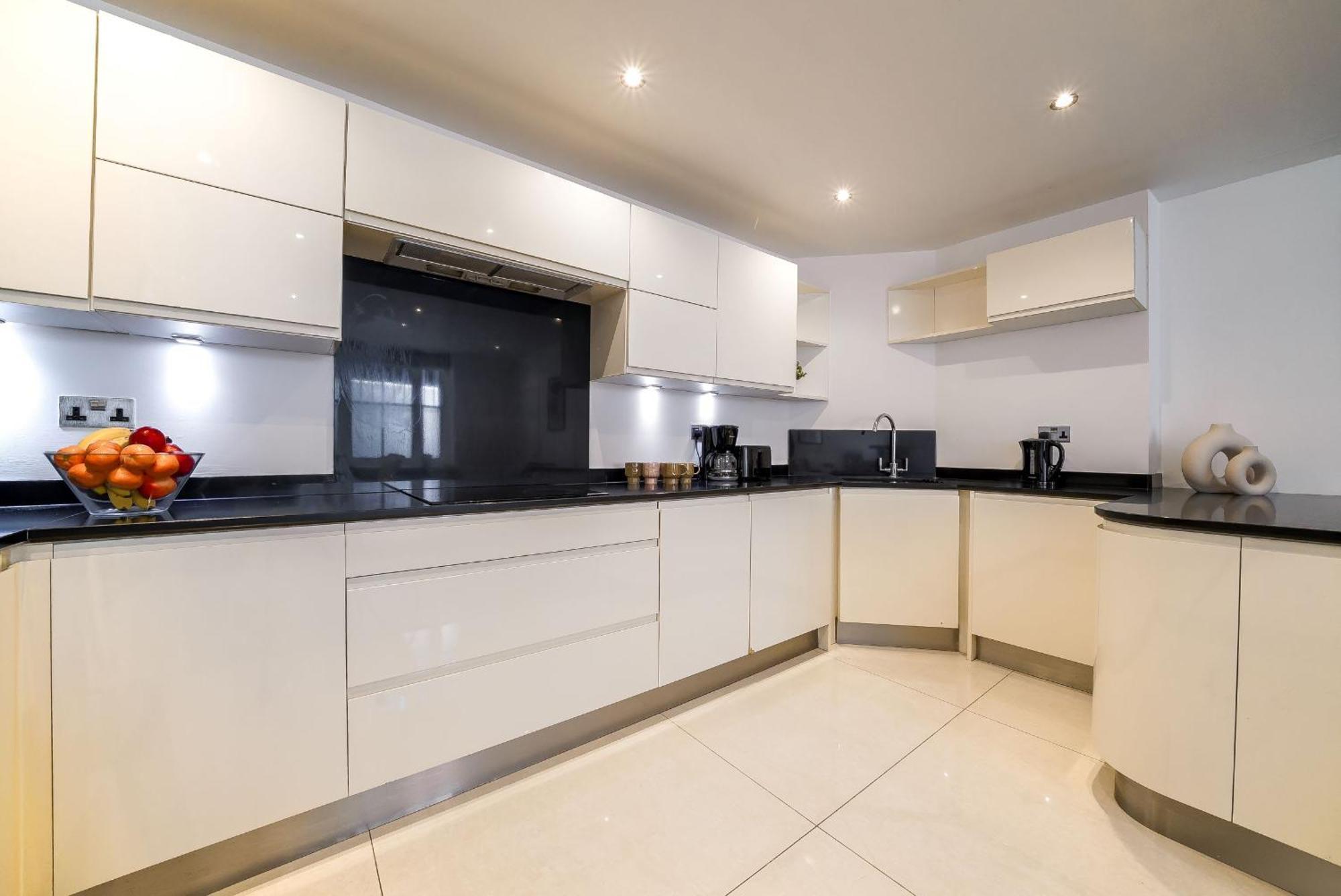 Notting Hill & Hyde Park - 2Br - Cityapartmentstay London Exterior foto