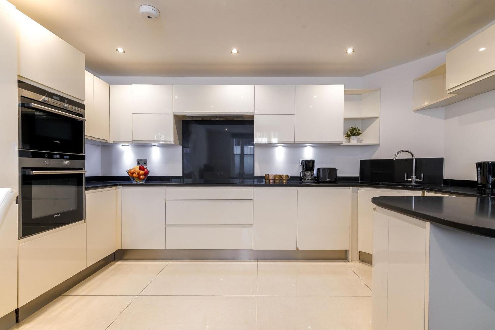 Notting Hill & Hyde Park - 2Br - Cityapartmentstay London Exterior foto